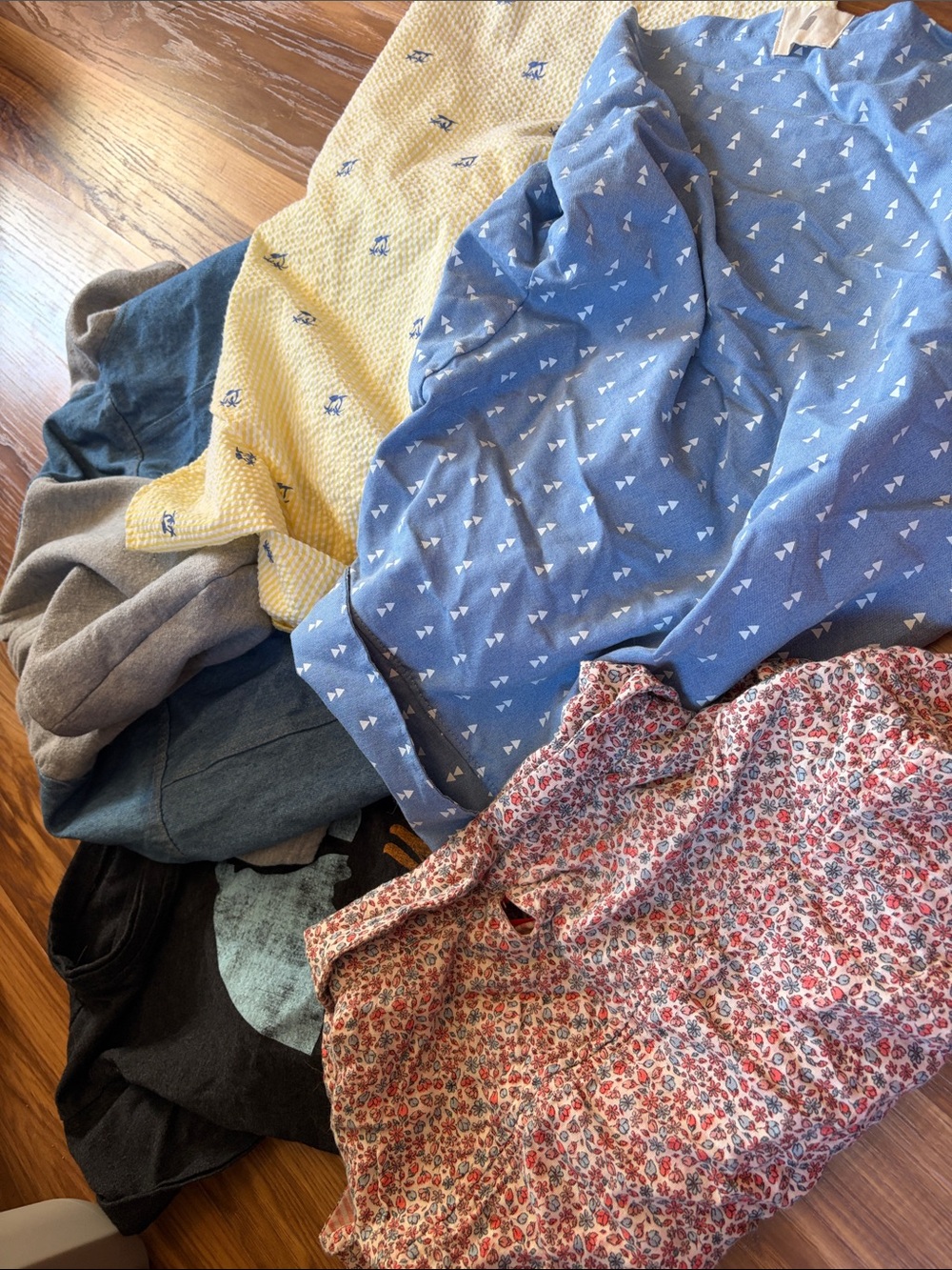 XL/XXL dog shirts